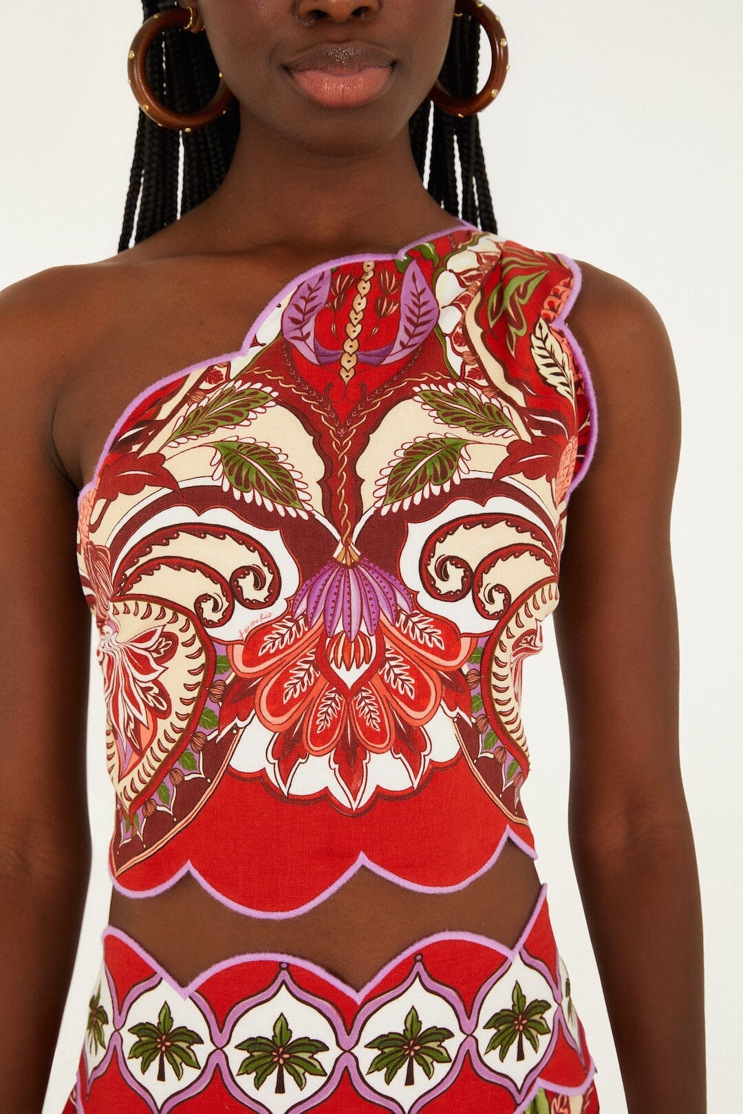 ODARA ONE SHOULDER SCALLOPS TOP - Blouses - Sassanova