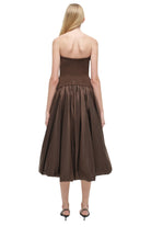 IZZY S/L MIDI DRESS
sassanova