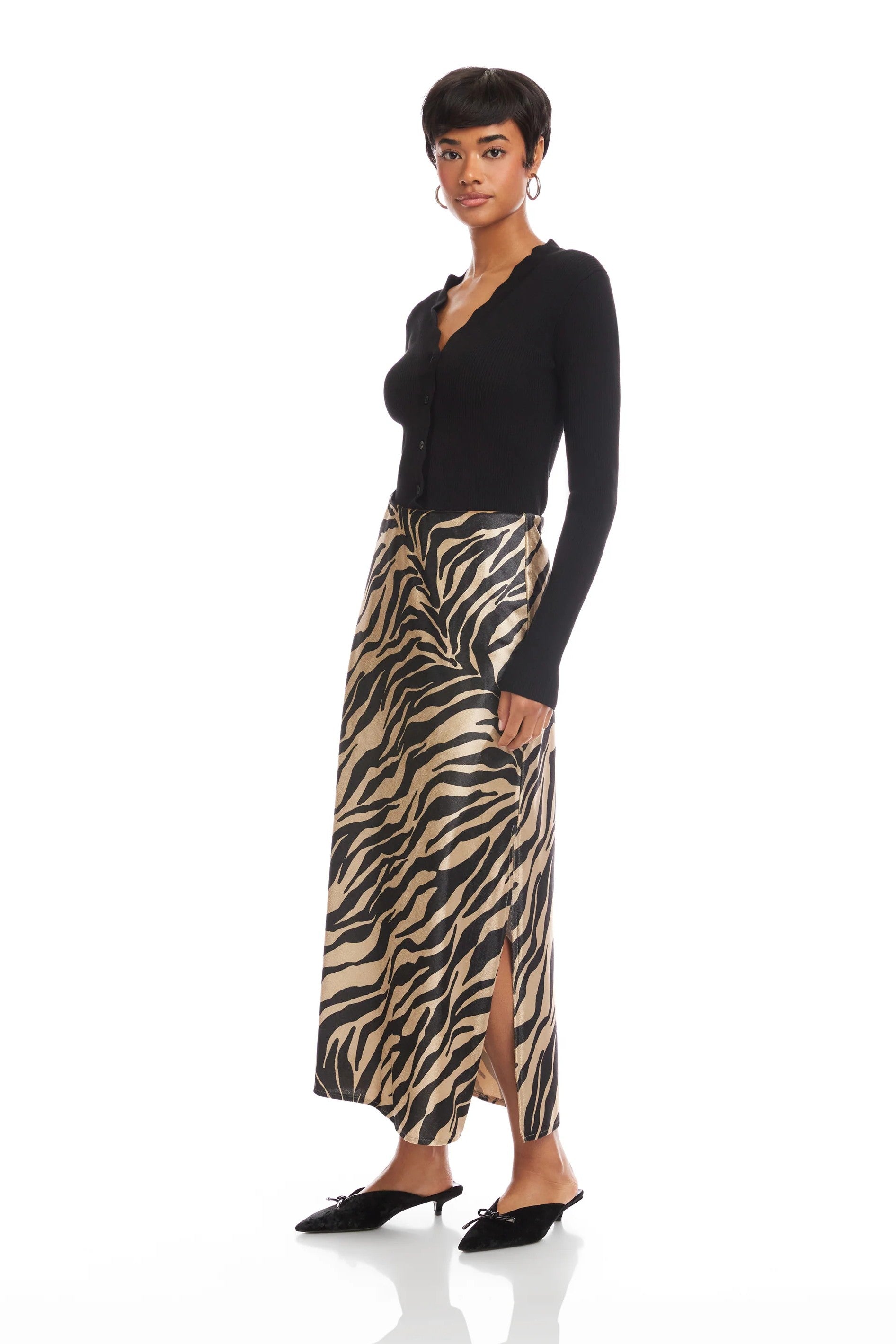 EVY VELVET SIDE SLIT BIAS SKIRT - Skirts - Sassanova