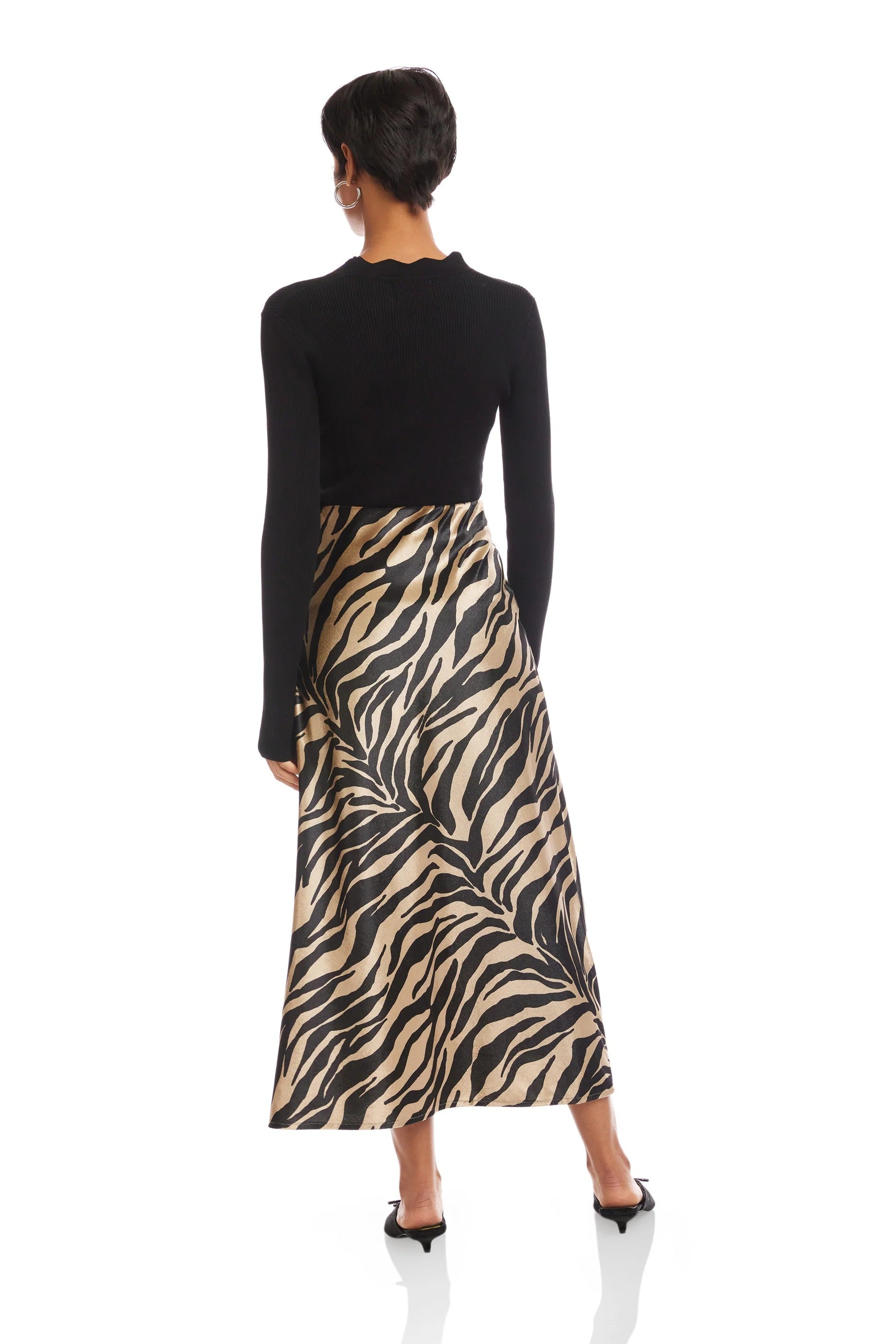 EVY VELVET SIDE SLIT BIAS SKIRT - Skirts - Sassanova