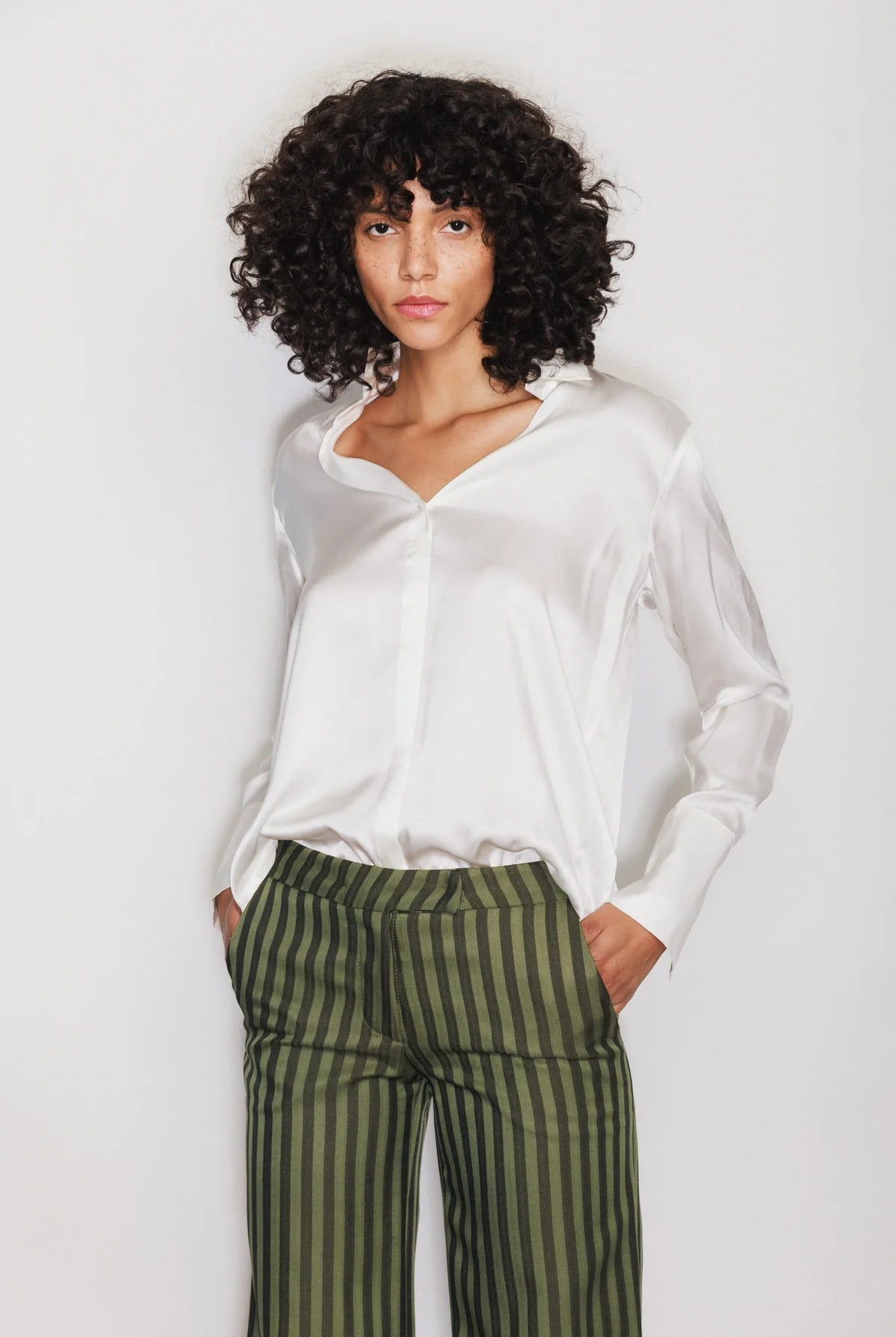 DARIA BLOUSE- WHITE - Blouses - Sassanova
