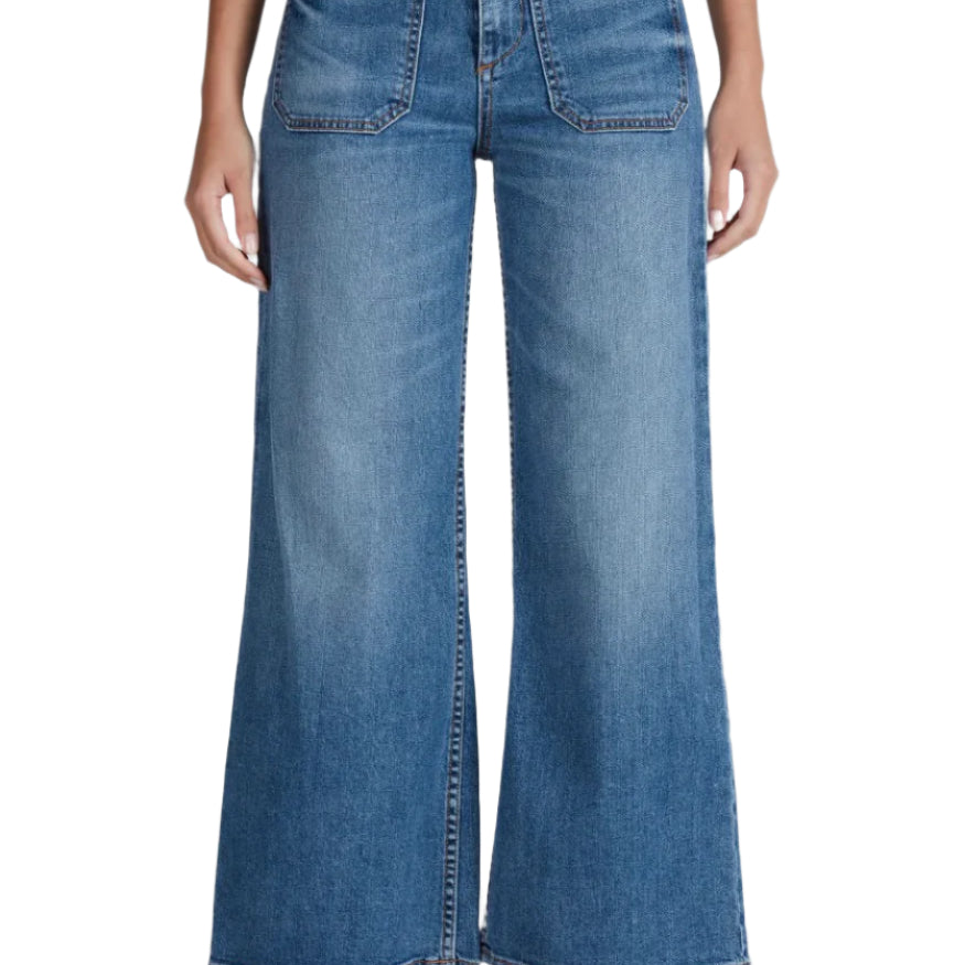 CROPPED SAILOR
sassanova