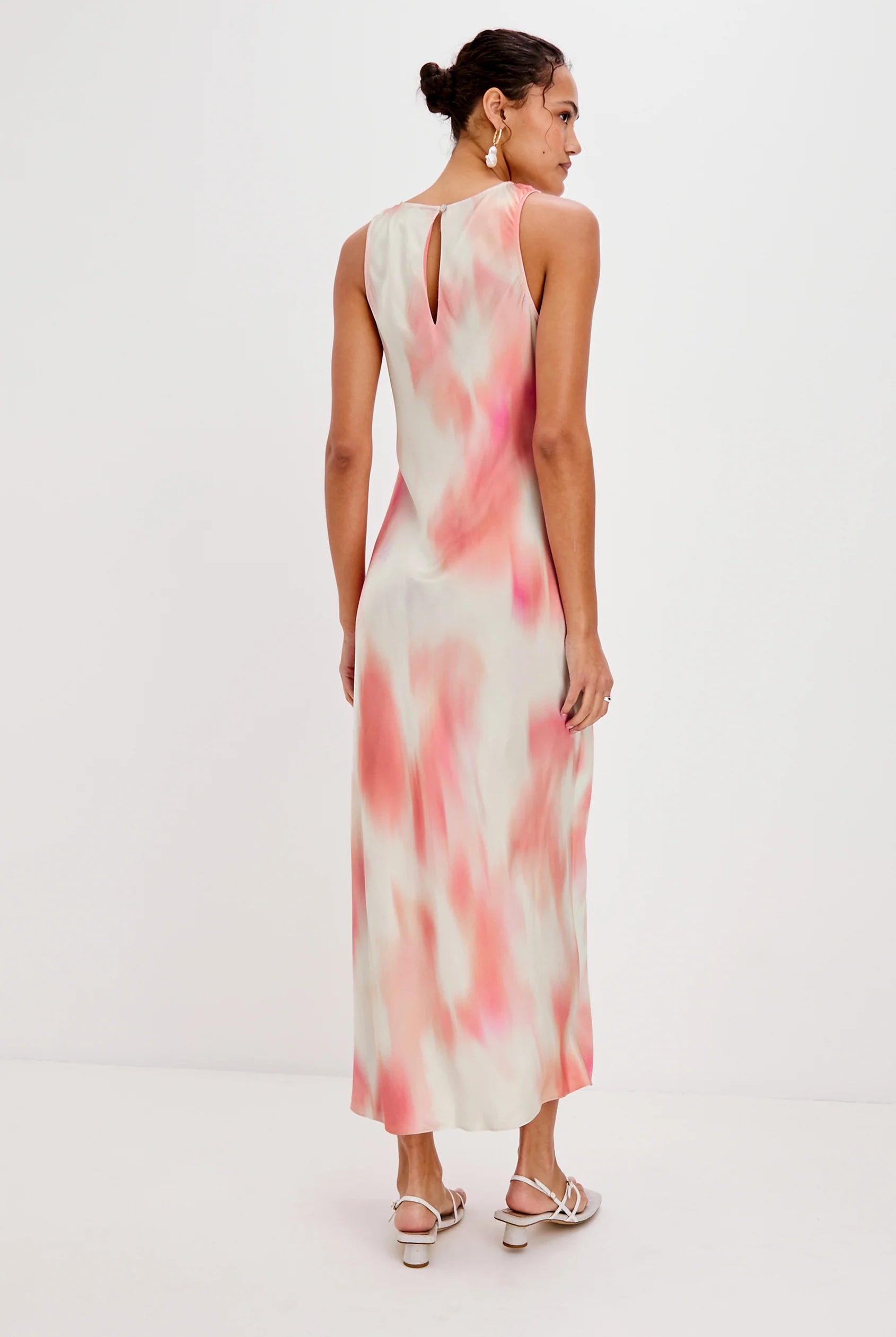 GABRIELLA DRESS
sassanova