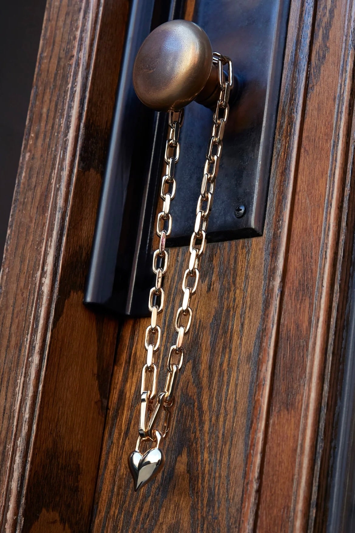 PADLOCK HEART PENDANT NECKLACE
sassanova