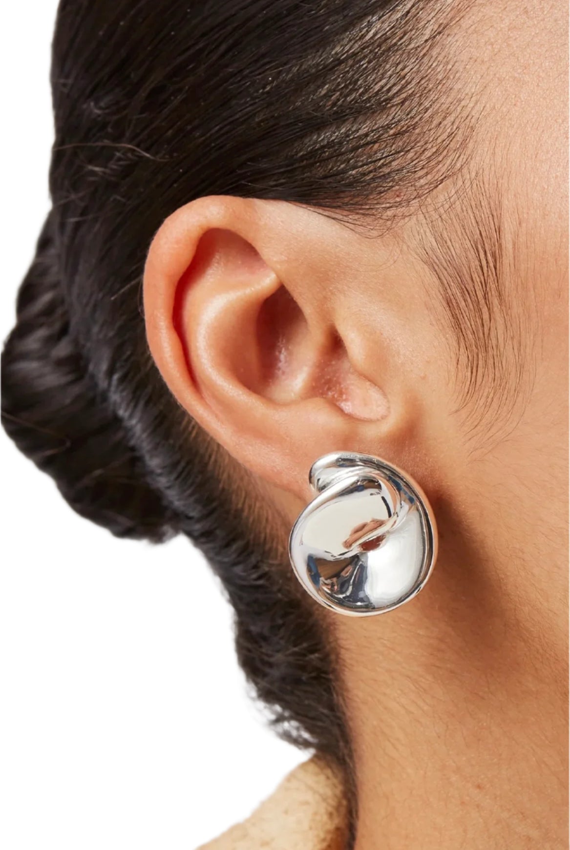 RIO BUTTON EARRINGS
sassanova