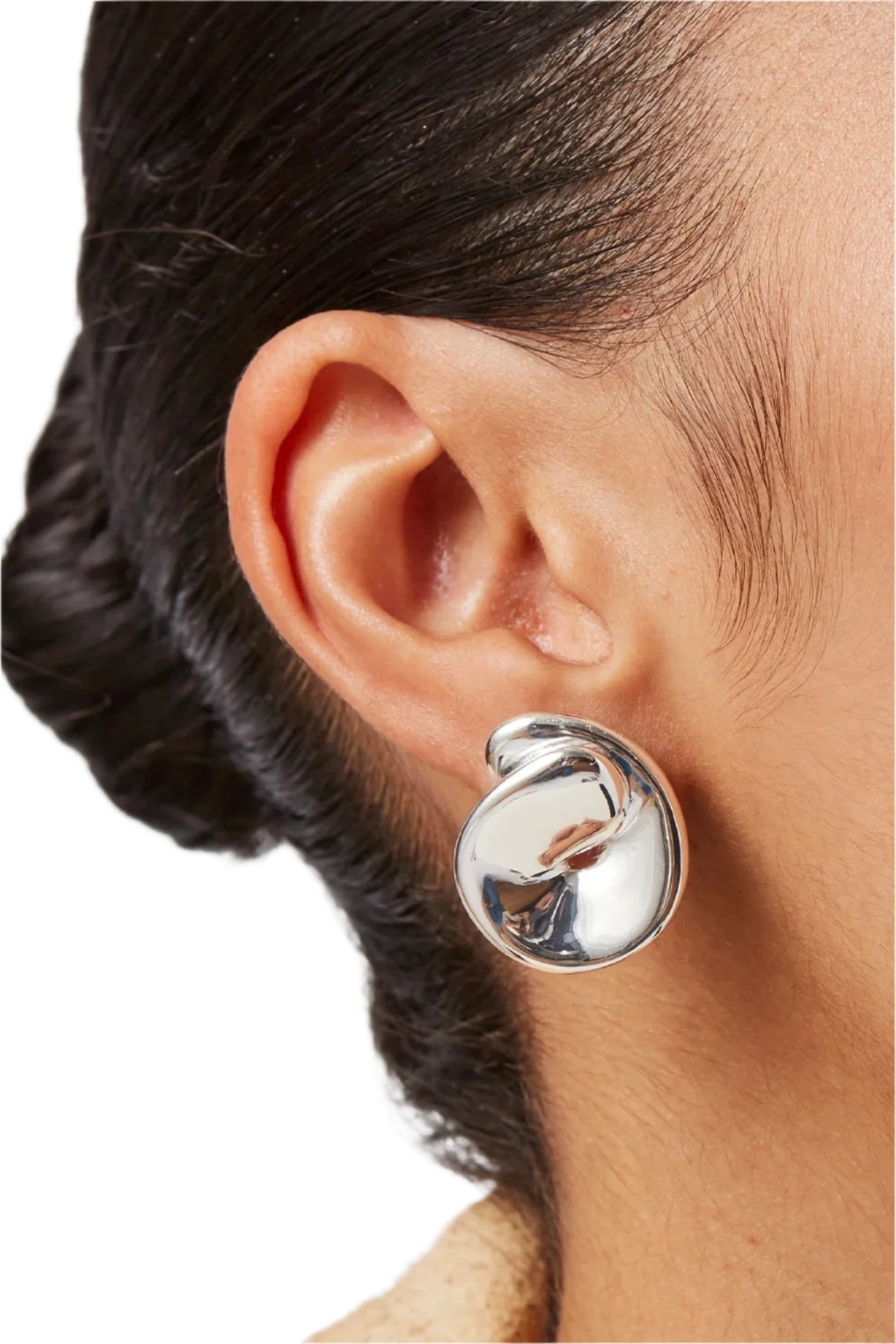 RIO BUTTON EARRINGS
sassanova