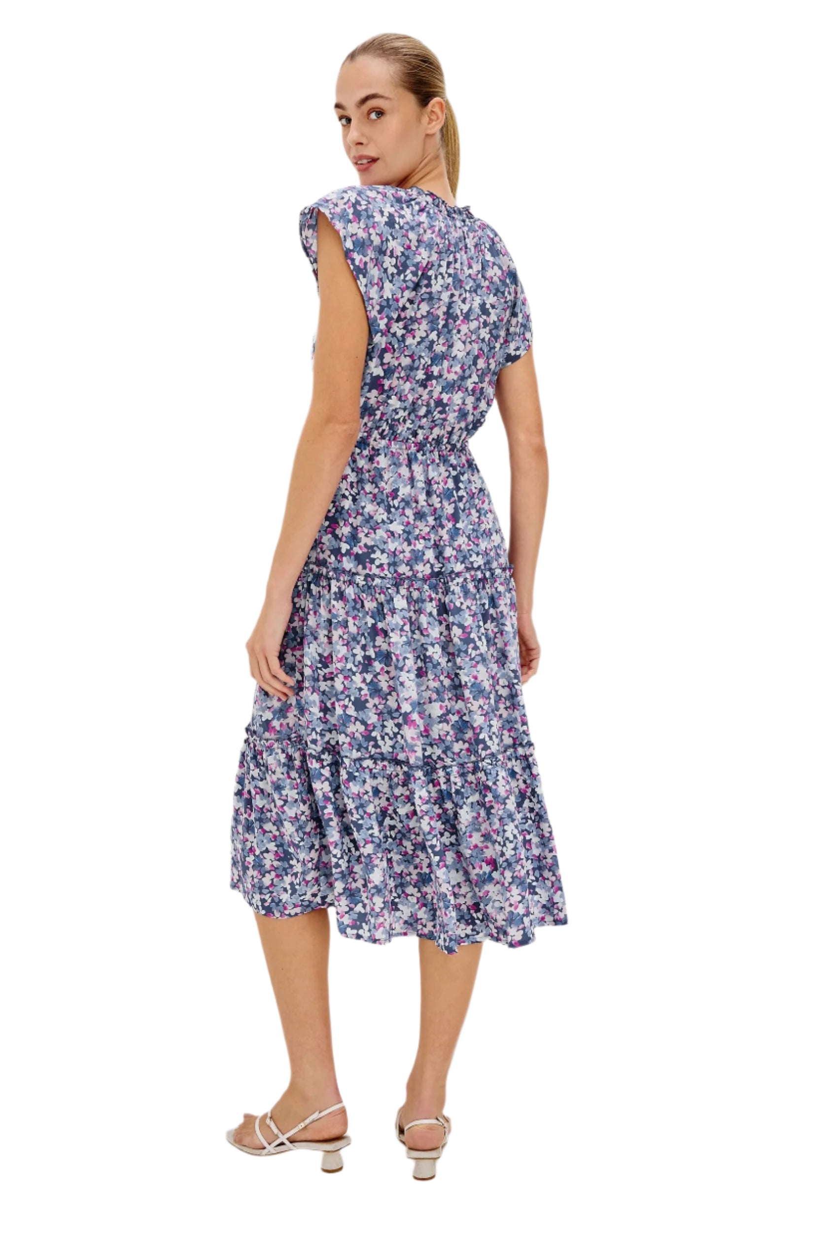 JUNI DRESS
sassanova