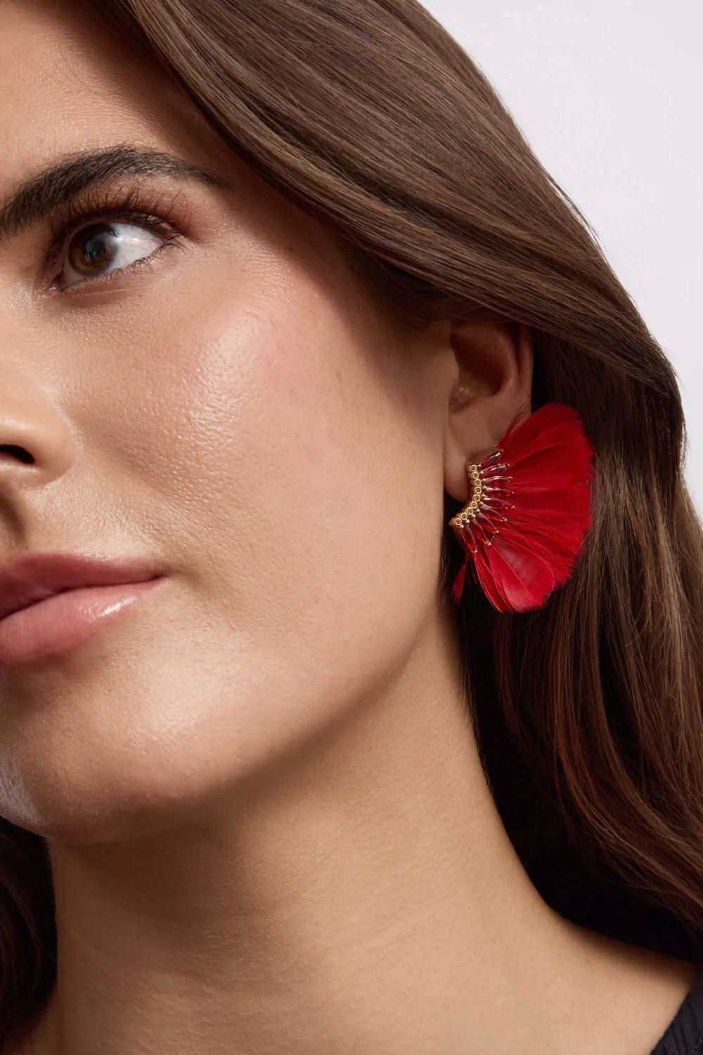 LUX MINI MADELINE FEATHER EARRING
sassanova