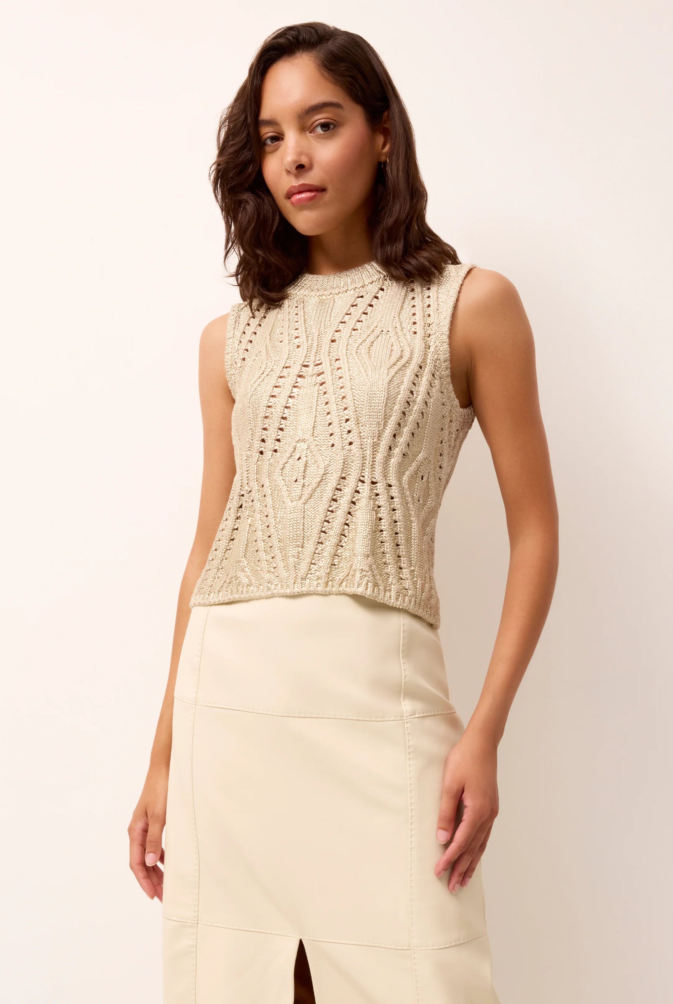 MCGUIRE TOP
sassanova