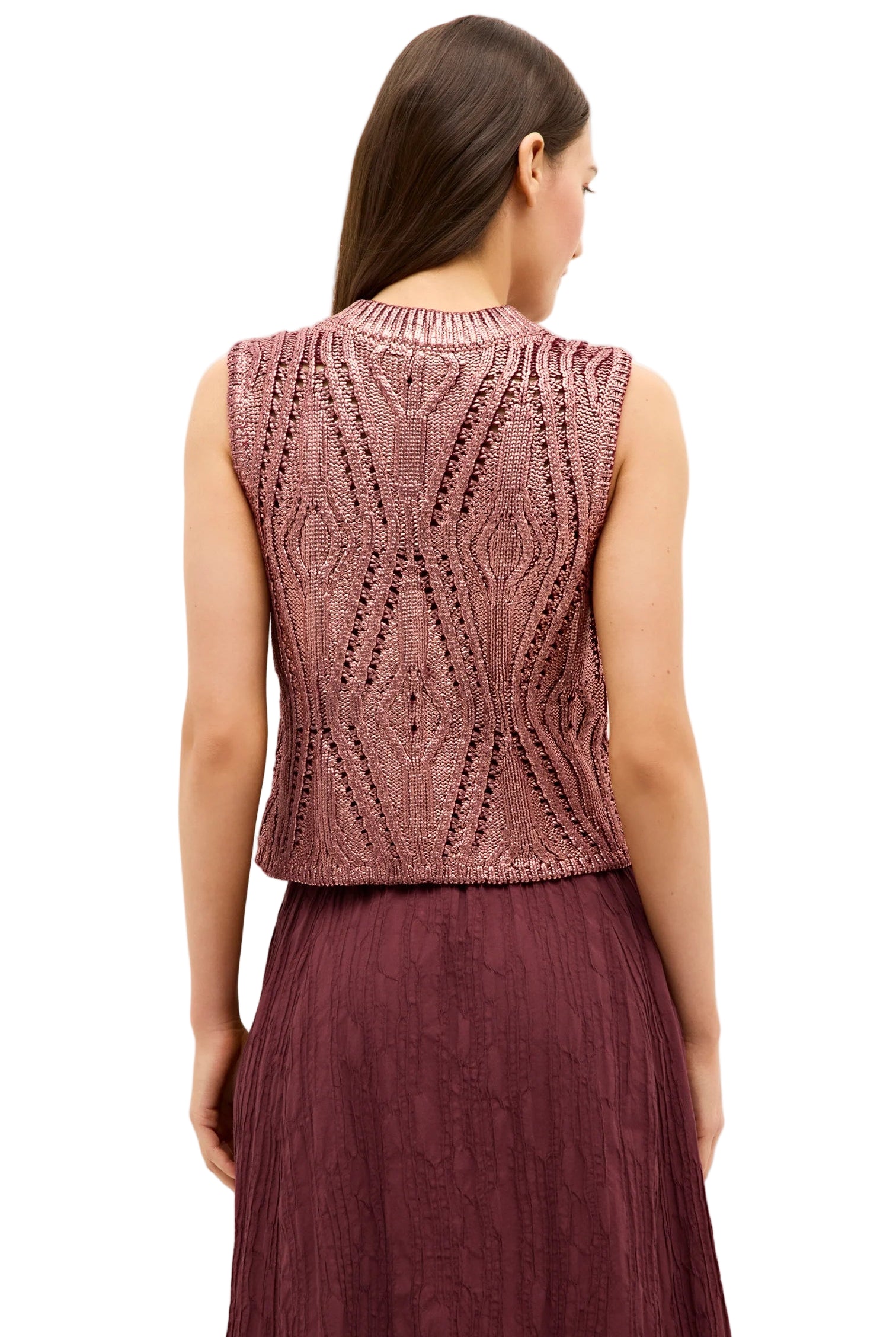 MCGUIRE TOP
sassanova