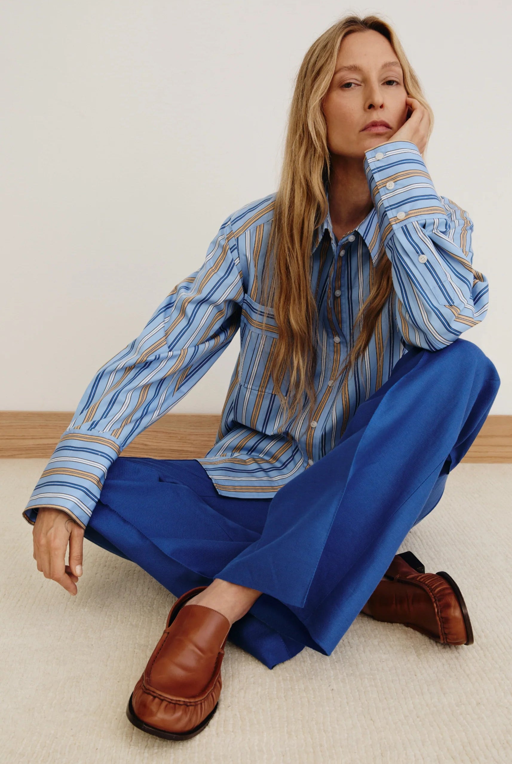 WIDE LEG PINTUCK TROUSER - Pants - Sassanova