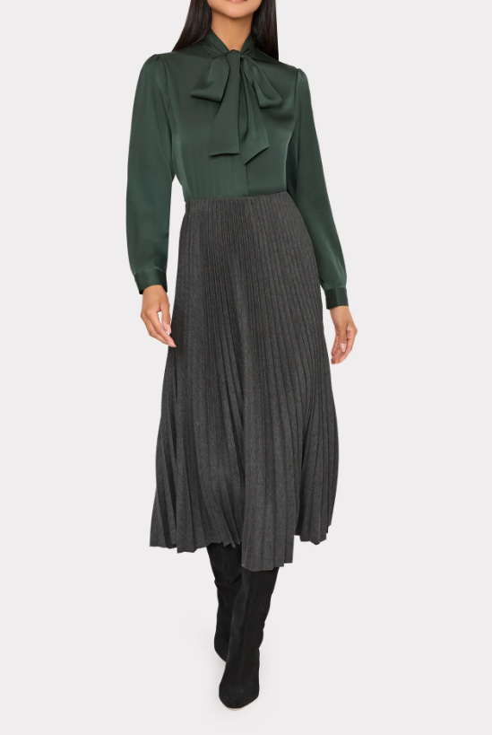 PLEATED MIDI SKIRT - Skirts - Sassanova