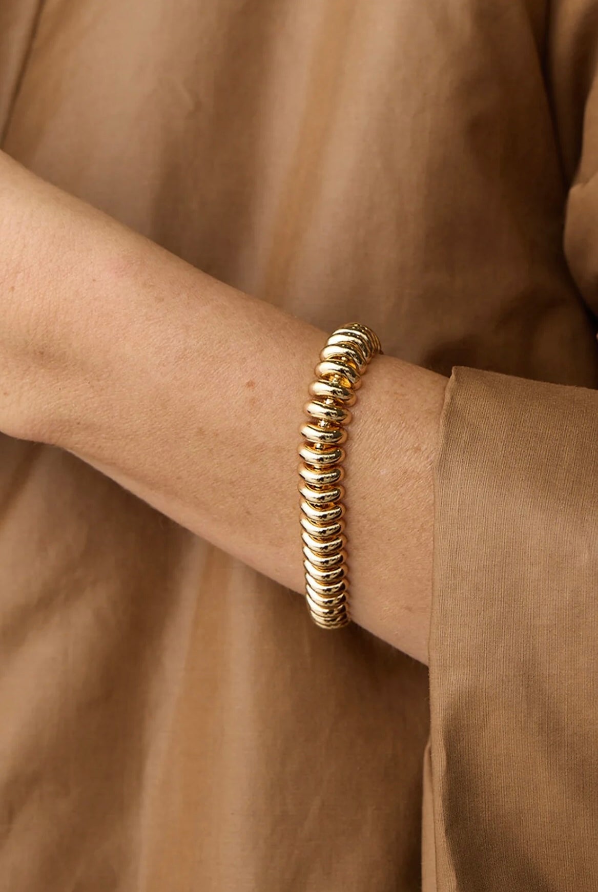 SOFIA BRACELET S/M- GOLD
sassanova