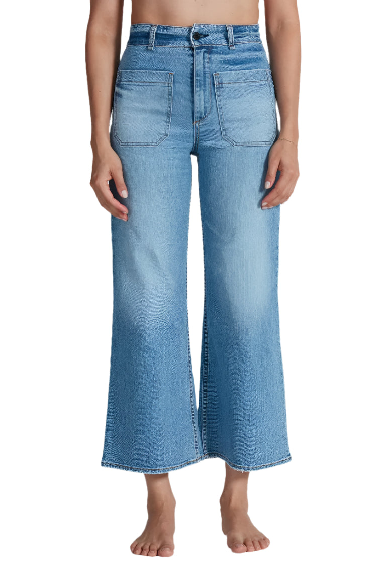 CROPPED SAILOR
sassanova