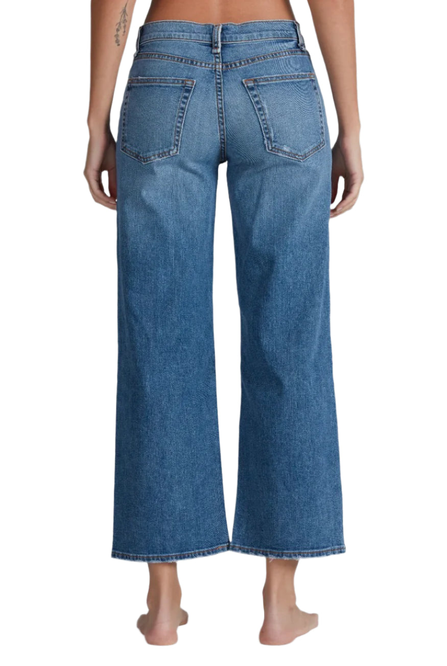 MID RISE CROP WIDE LEG
sassanova