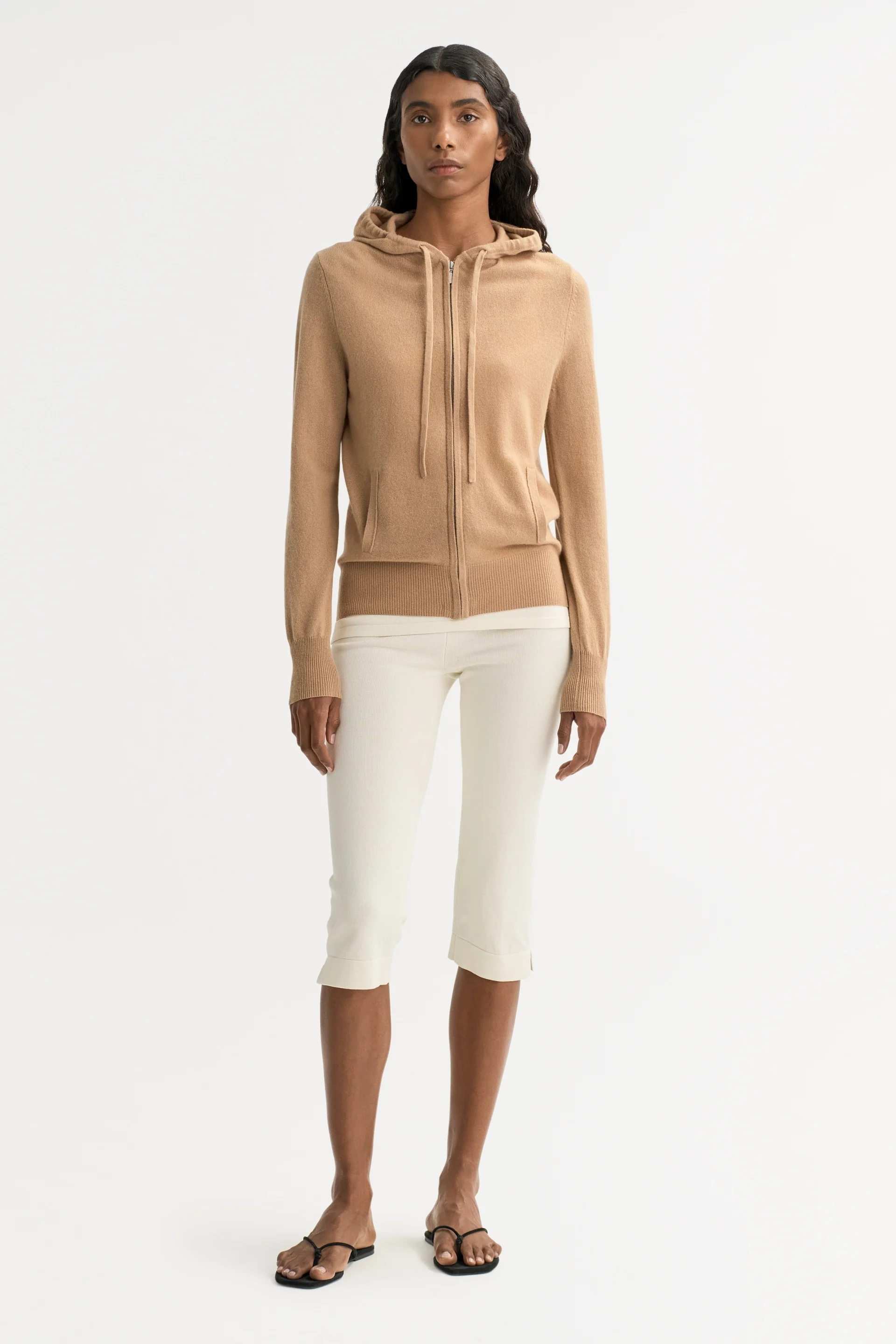 ZIP HOODIE - Sweaters - Sassanova