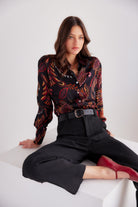 TAWNIE SIDE PLEATED SHIRT (4F41500) with black base color and red and orange paisley print-sassanova