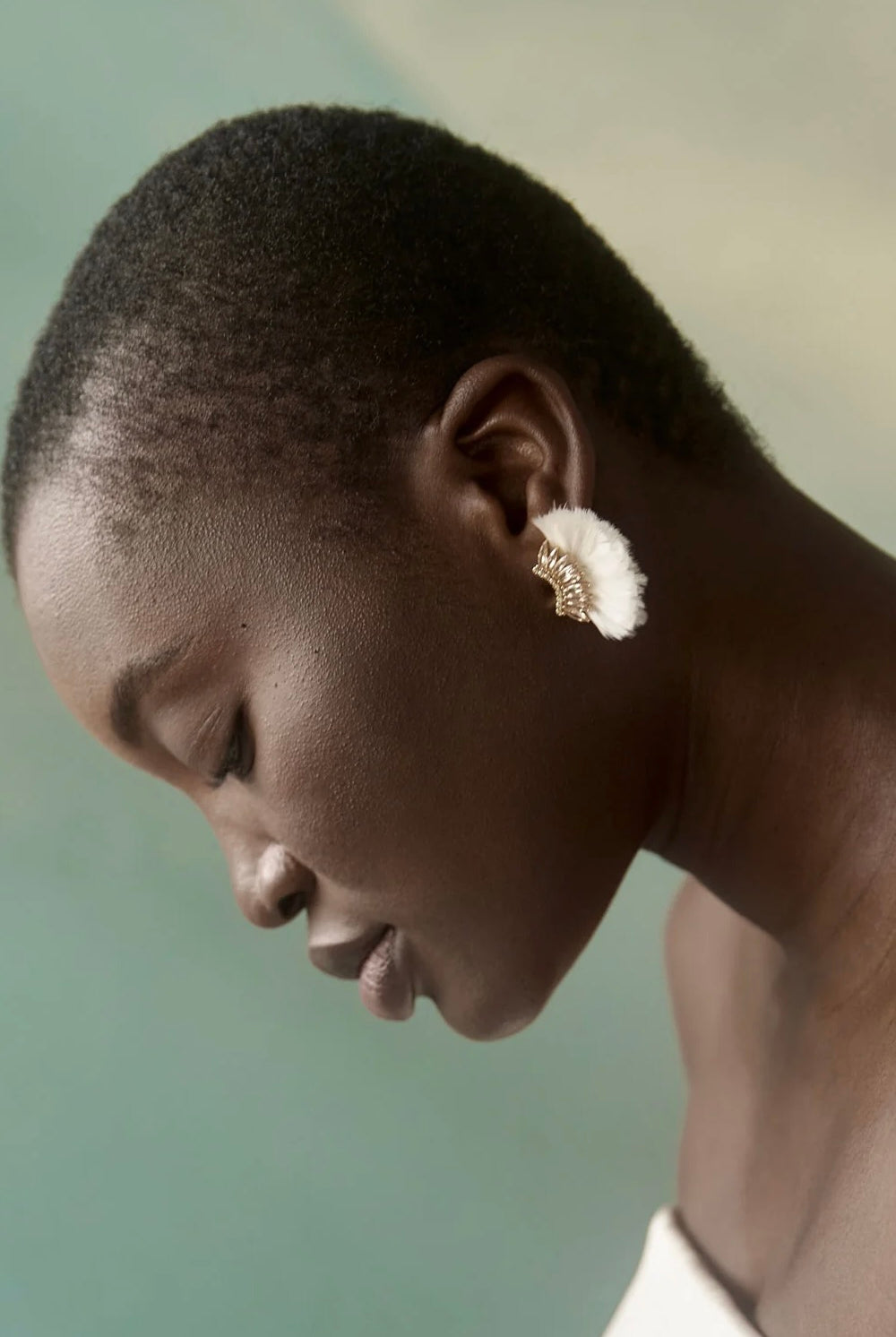 LUX MINI MADELINE FEATHER EARRING
sassanova