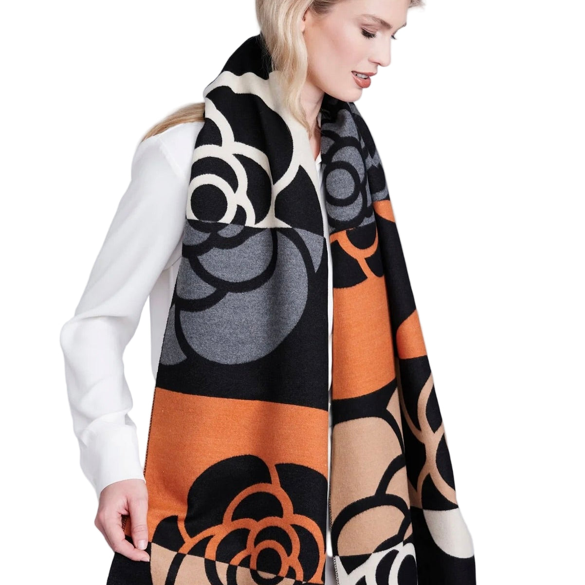 EDEN SCARF
sassanova