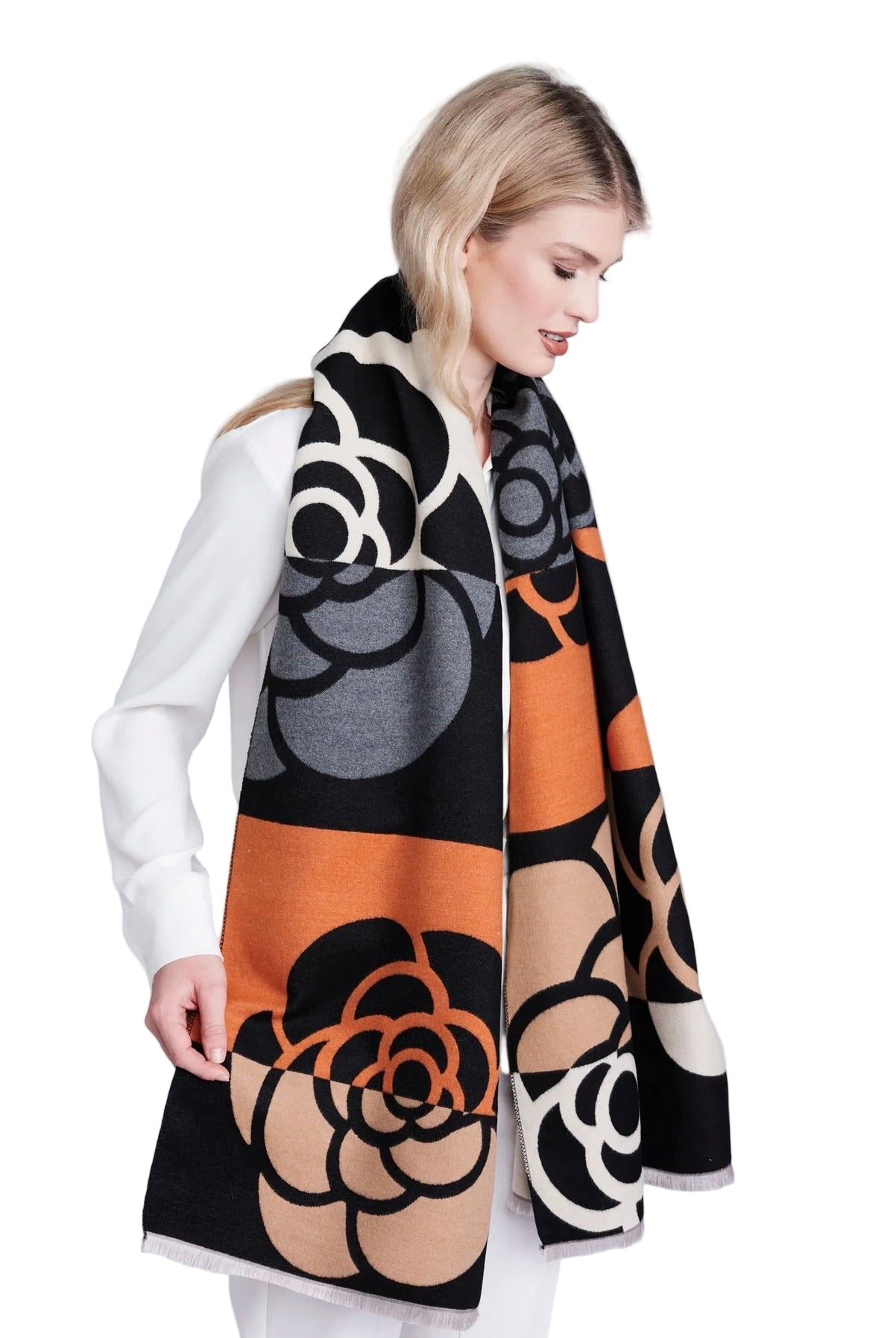 EDEN SCARF
sassanova