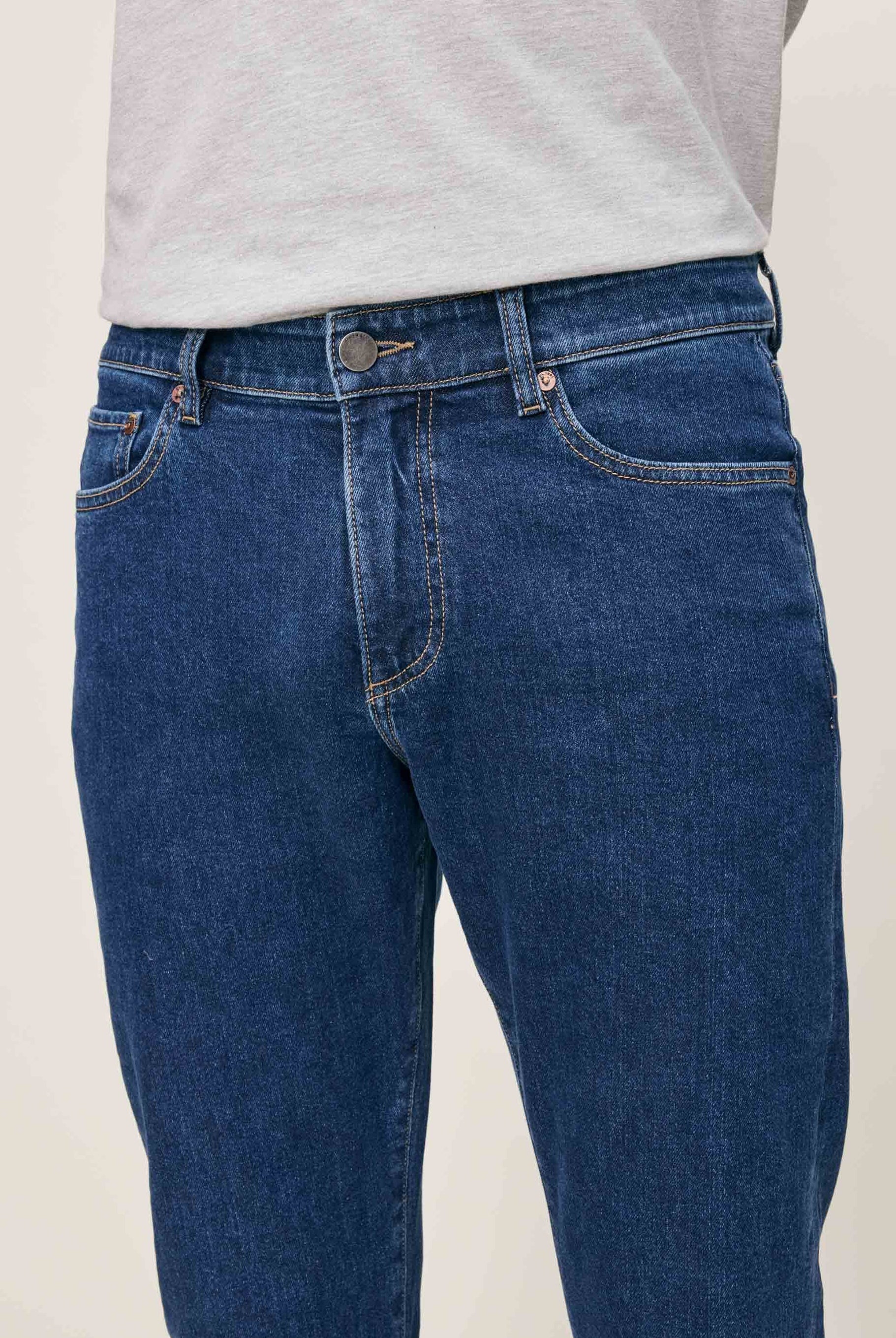 RUSSELL SLIM STRAIGHT - Jeans - Novaman