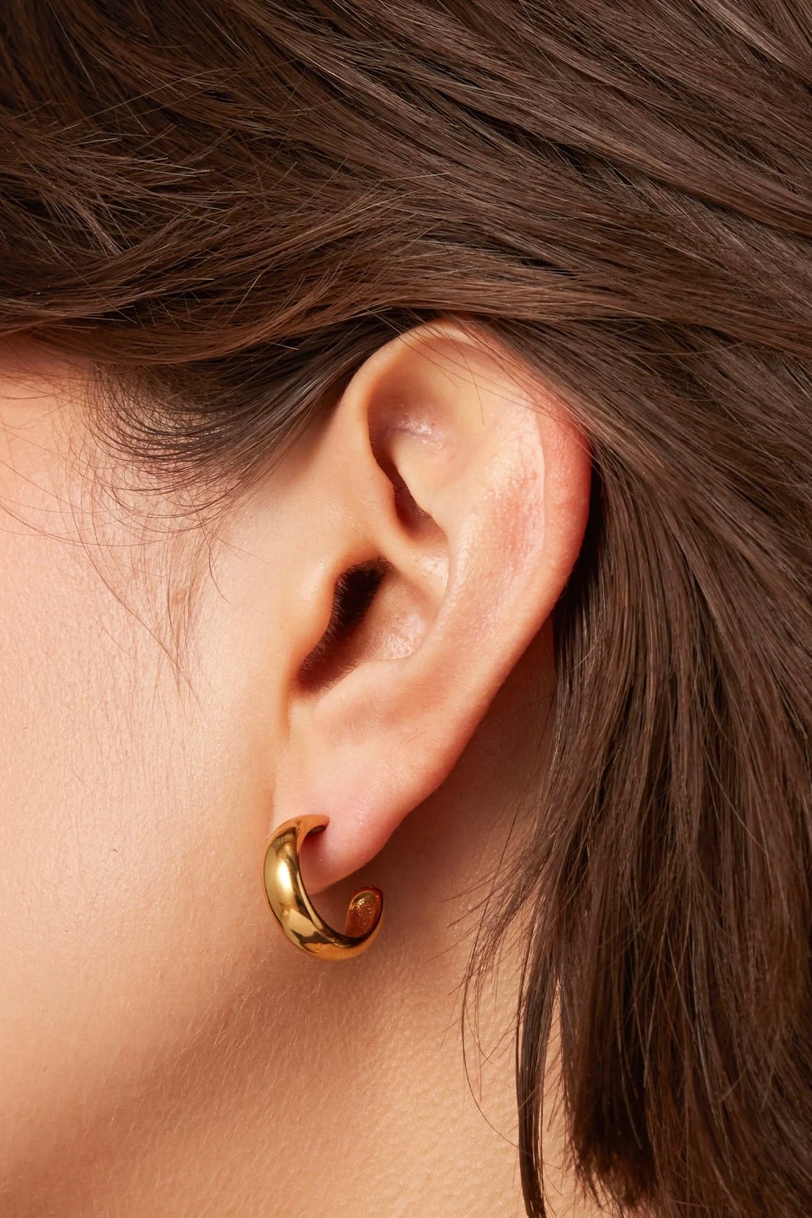 STAPLE HOOPS- SM
sassanova