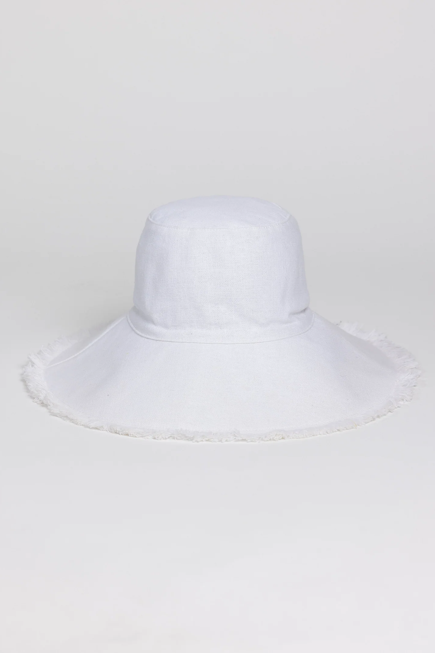 FRINGED CANVAS PACKABLE SUNHAT- WHITE - Hats - Sassanova