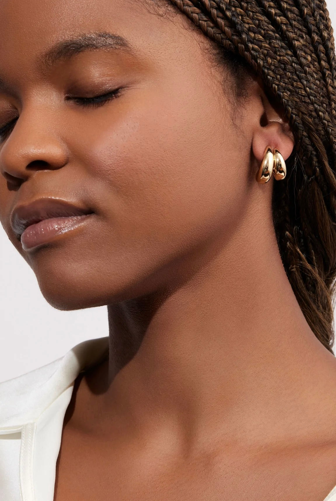 CANAL HOOPS- GLD
sassanova