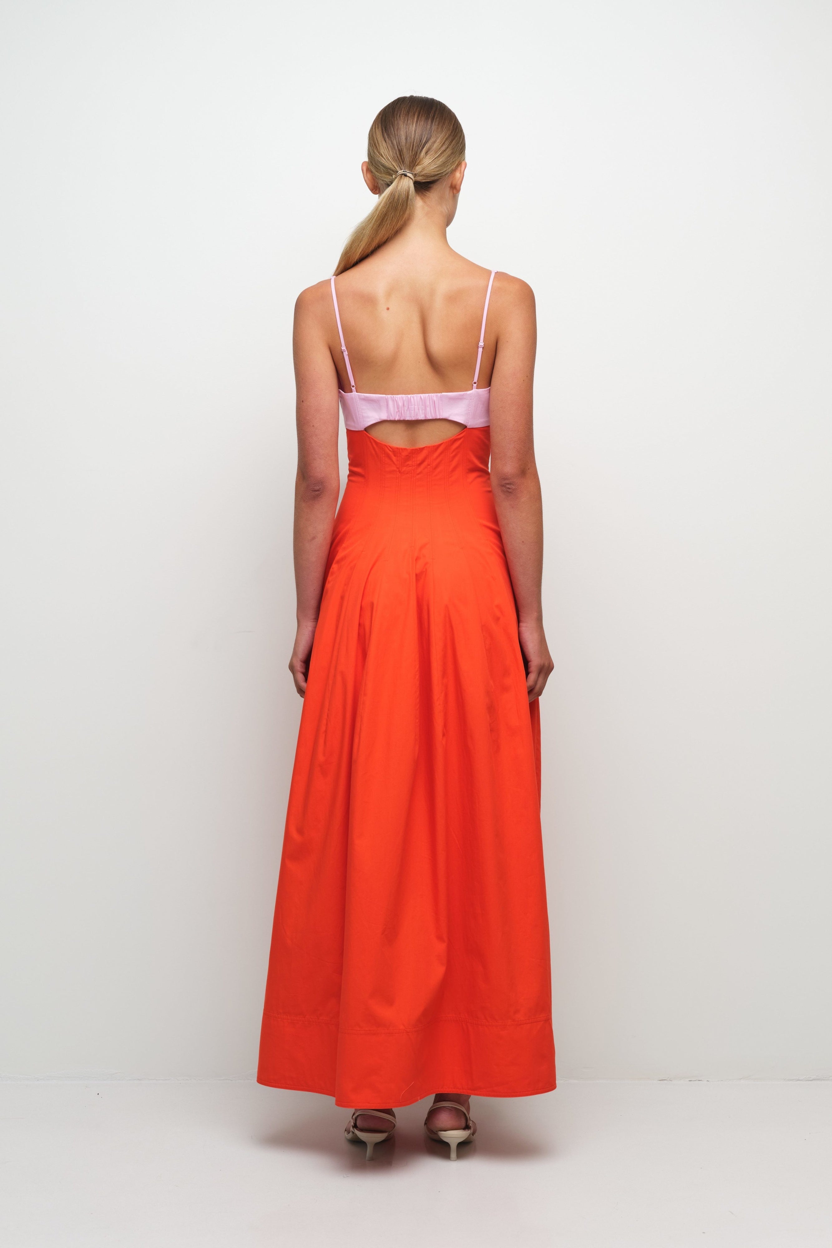 MADDY COTTON MIDI DRESS - Dresses - Sassanova