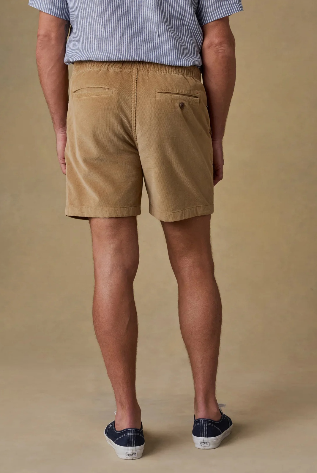 ESSENTIAL CORDUROY SHORT - Shorts - Novaman