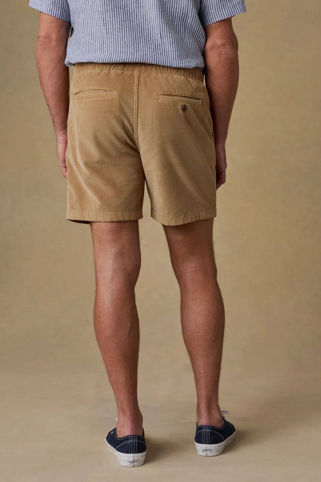 ESSENTIAL CORDUROY SHORT - Shorts - Novaman
