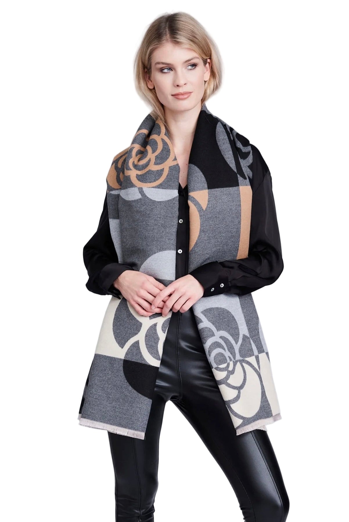 EDEN SCARF
sassanova