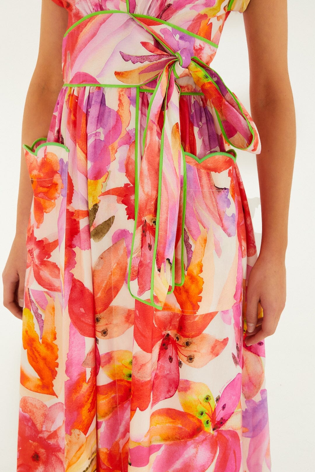 ARTSY FLORA MAXI DRESS - Dresses - Sassanova