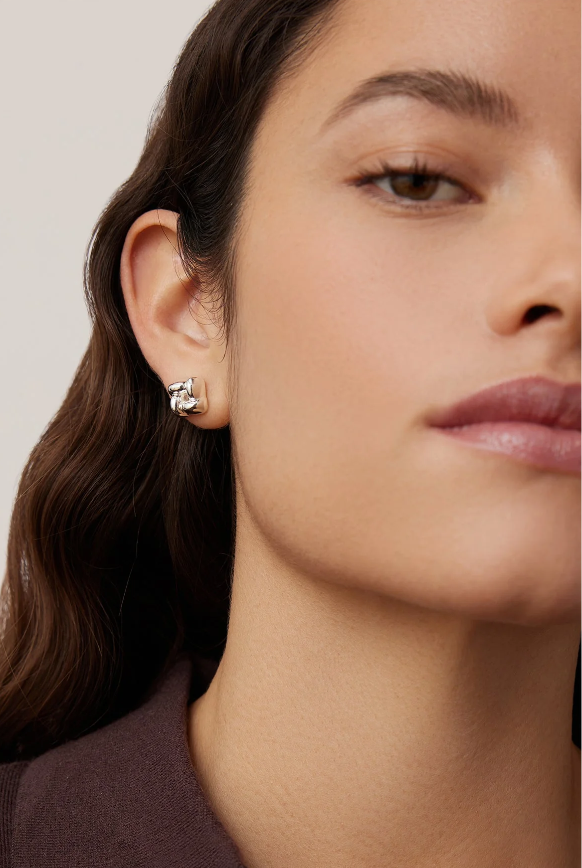 MINI WOVEN SQUARE EARRINGS - Earrings - Sassanova
