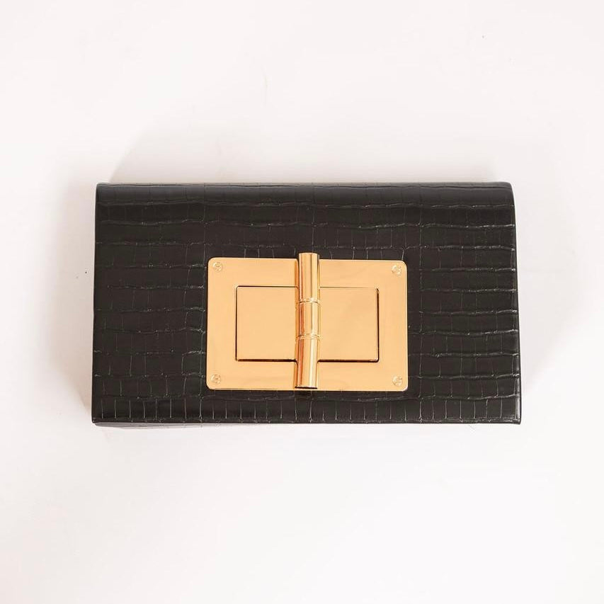 LILLIAN CROC CLUTCH
sassanova