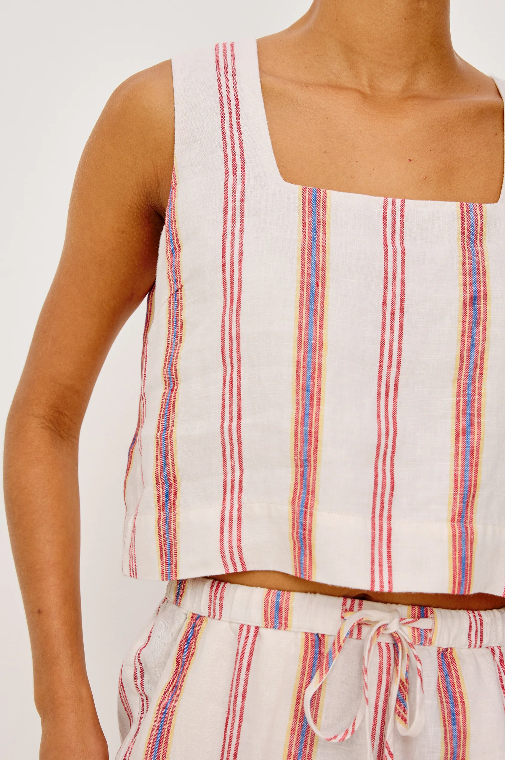 AKIRA TOP - Blouses - Sassanova