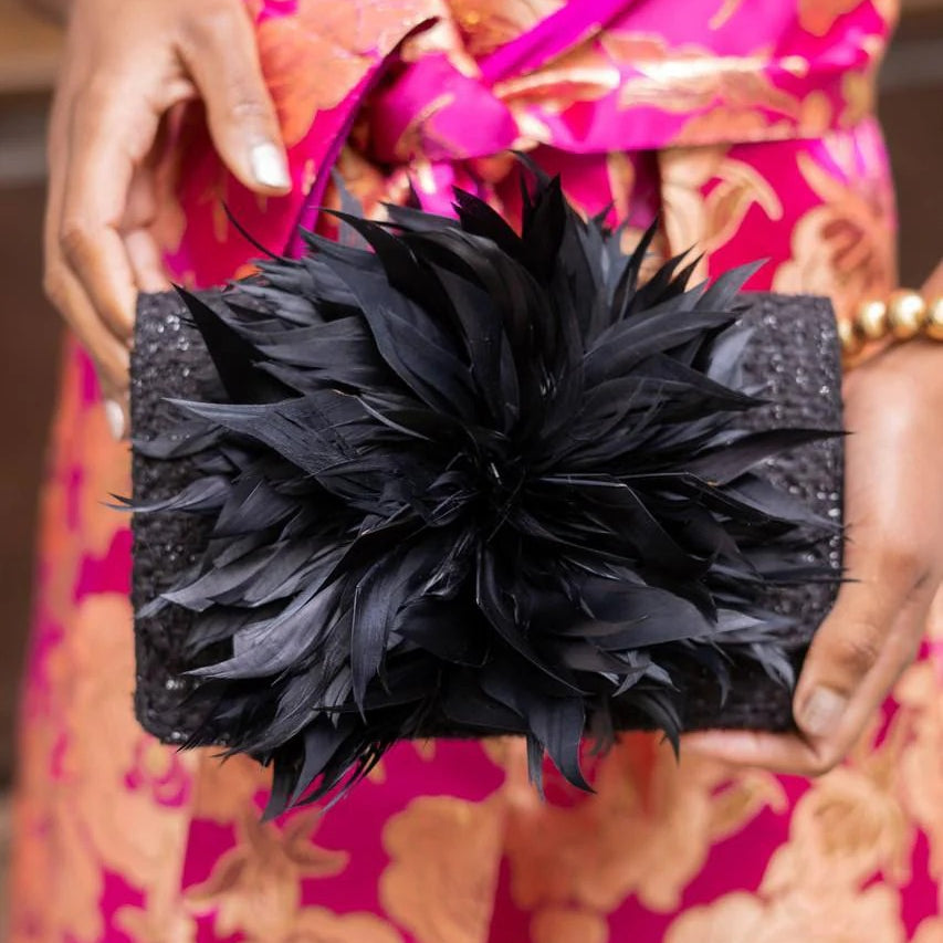 COCO FEATHER CLUTCH - Sassanova