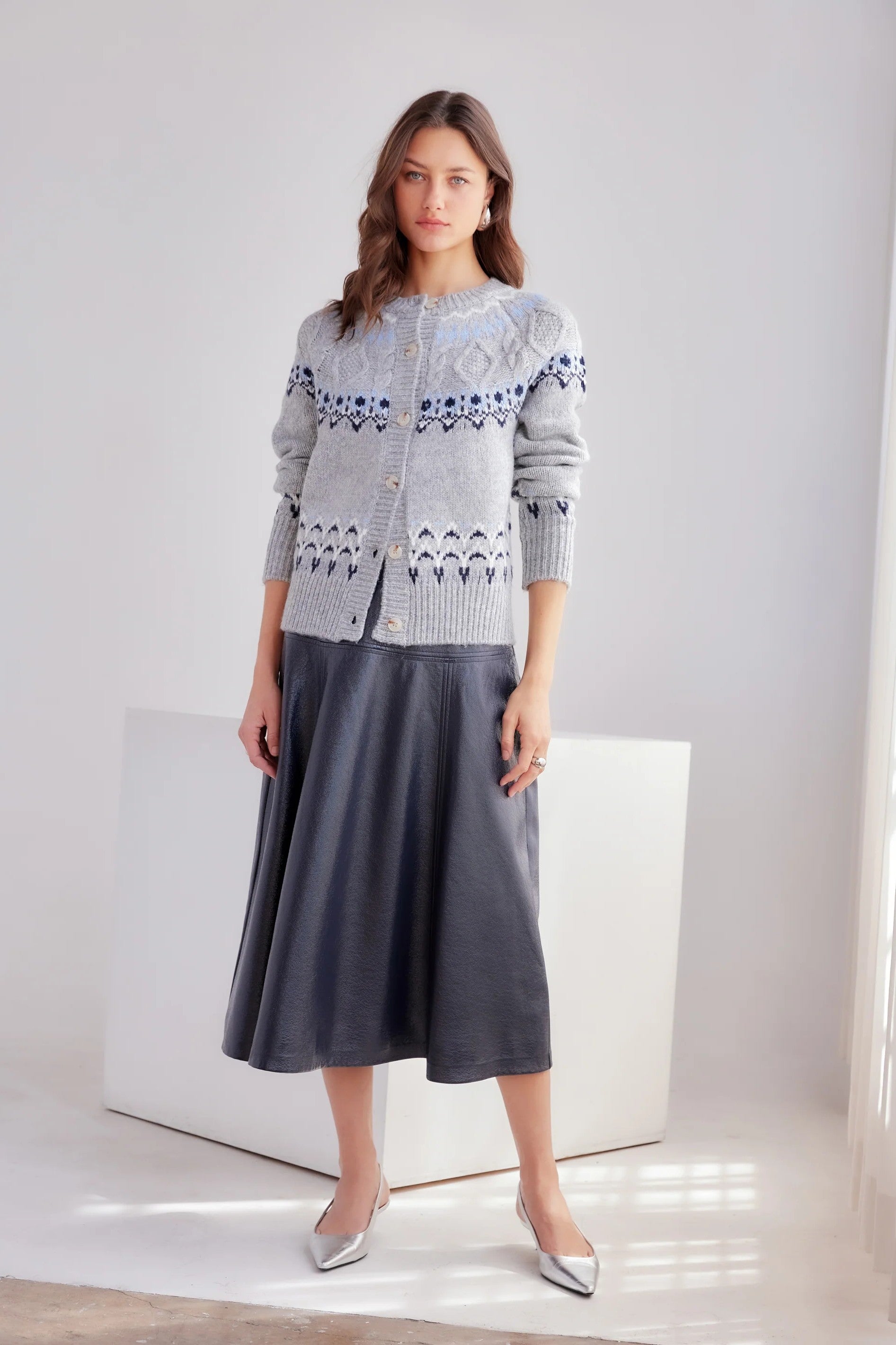 ASTRID CARDIGAN SWEATER - Sassanova