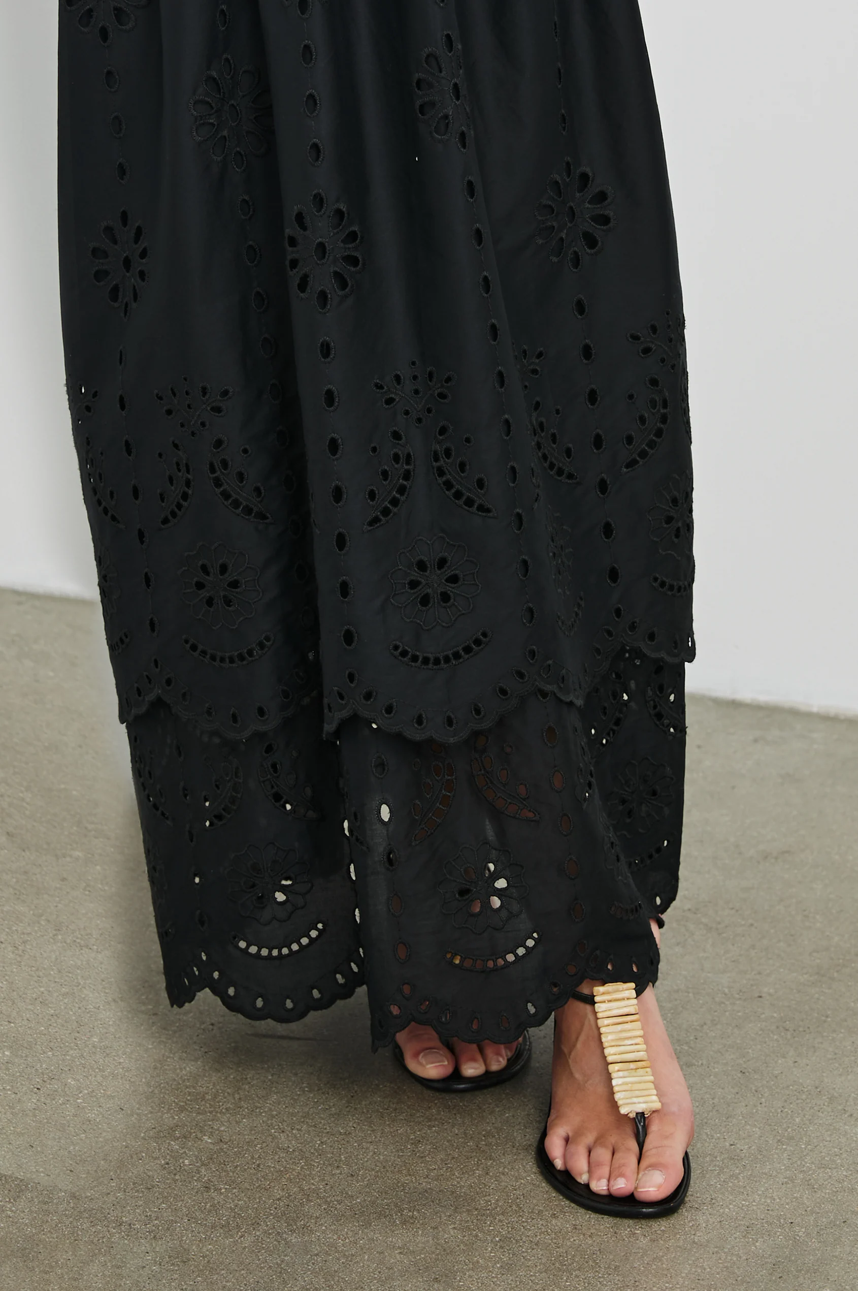 LAVINA DRESS
sassanova