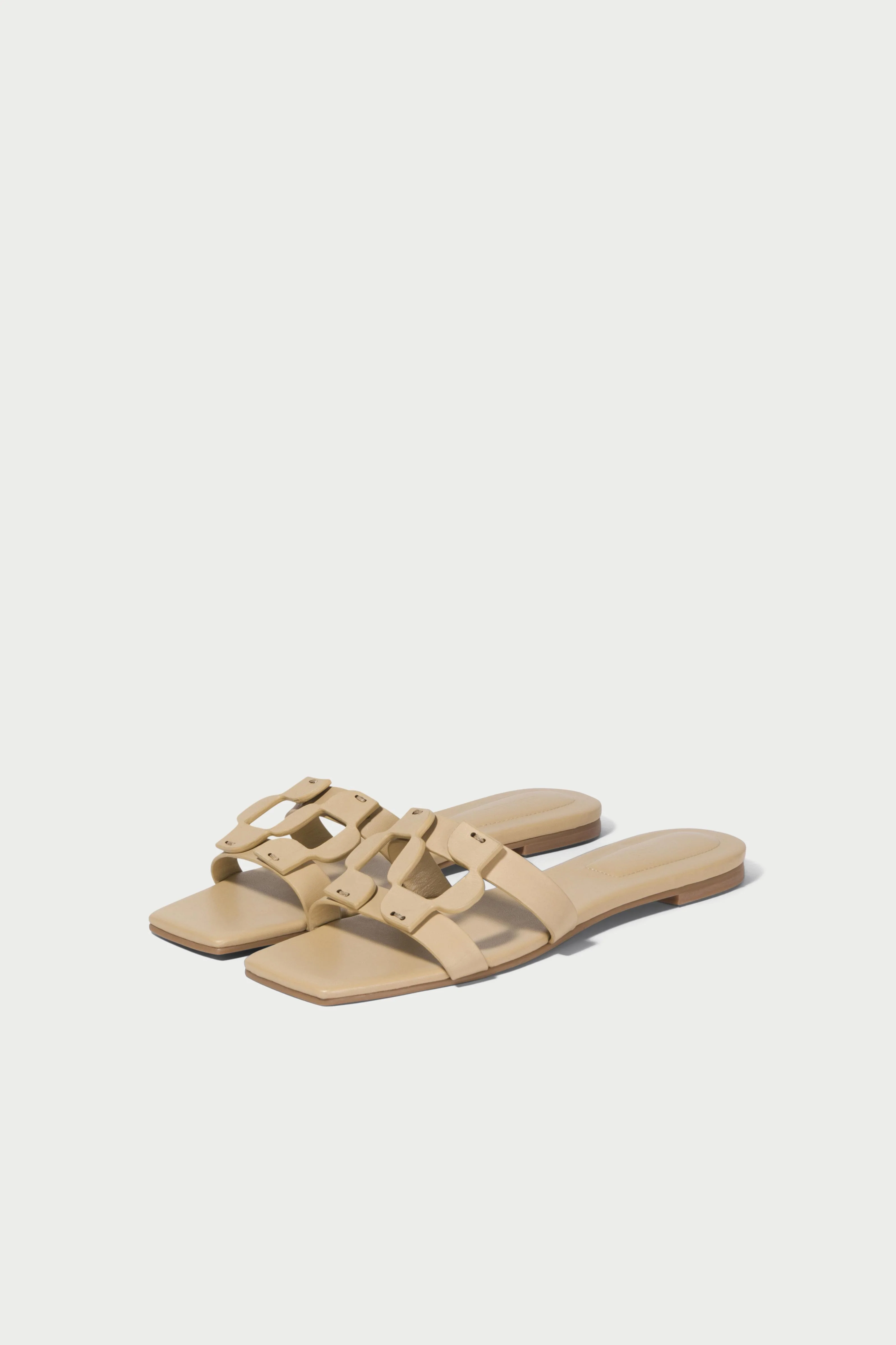 SIMKHAI MONOGRAM FLAT SLIDE - Shoes - Sassanova
