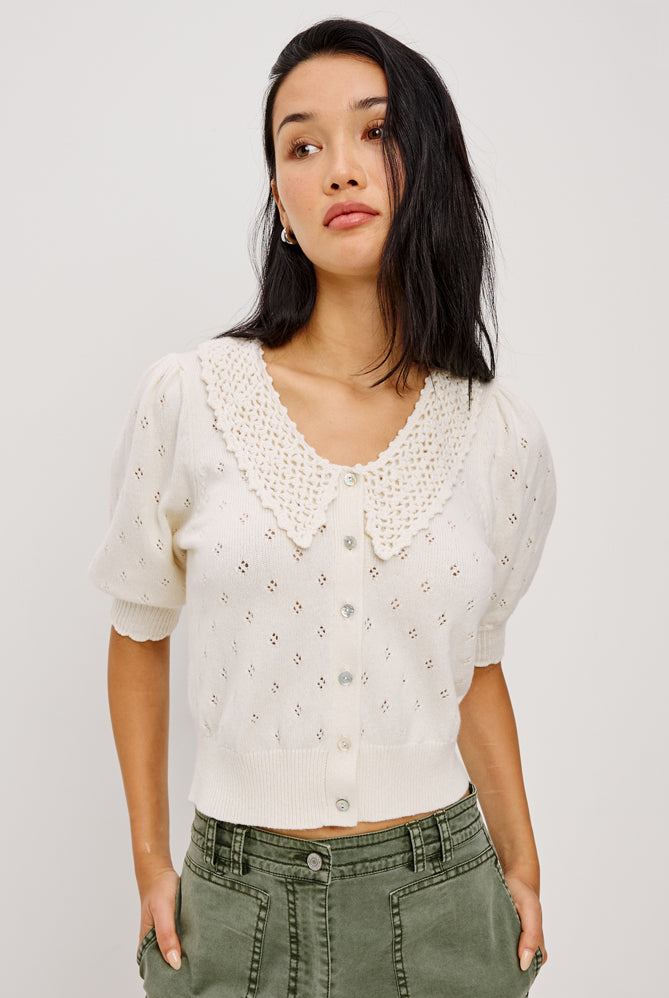 MINDY TOP - Blouses - Sassanova
