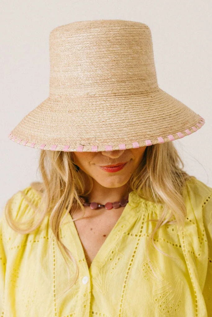 CAMILA BUCKET HAT - Hats - Sassanova