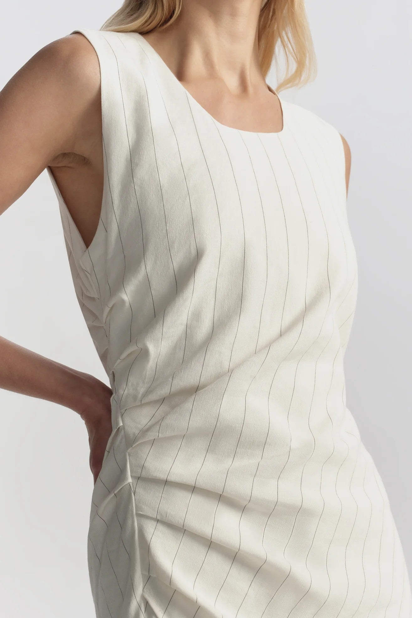 CAROLINE DRESS - Dresses - Sassanova