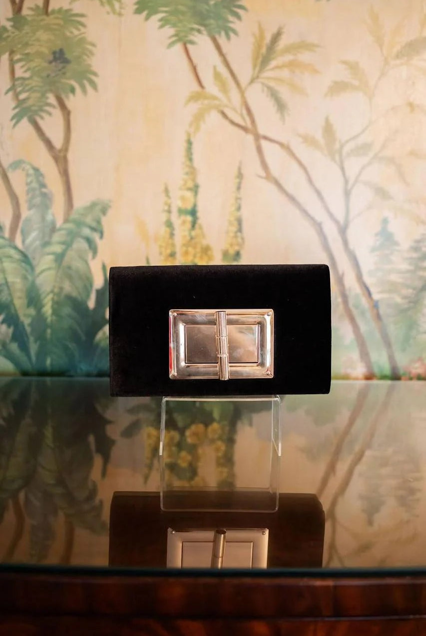 LILLIAN VELVET CLUTCH - Sassanova