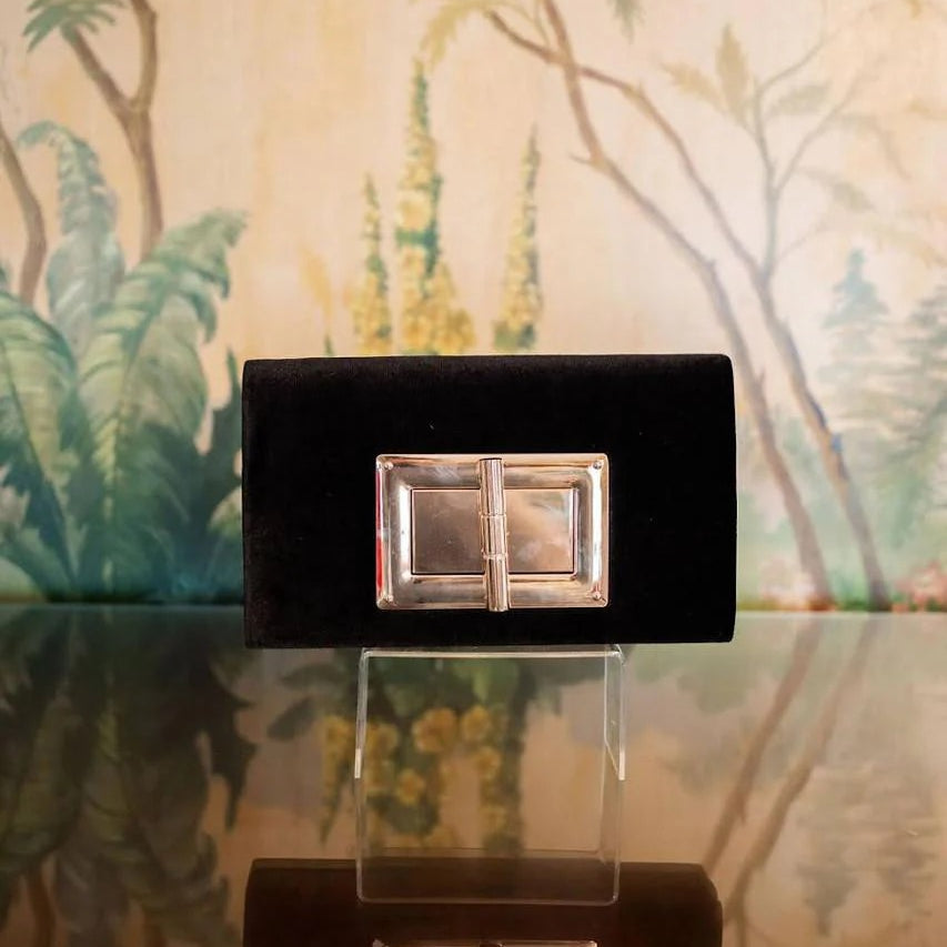 LILLIAN VELVET CLUTCH - Sassanova