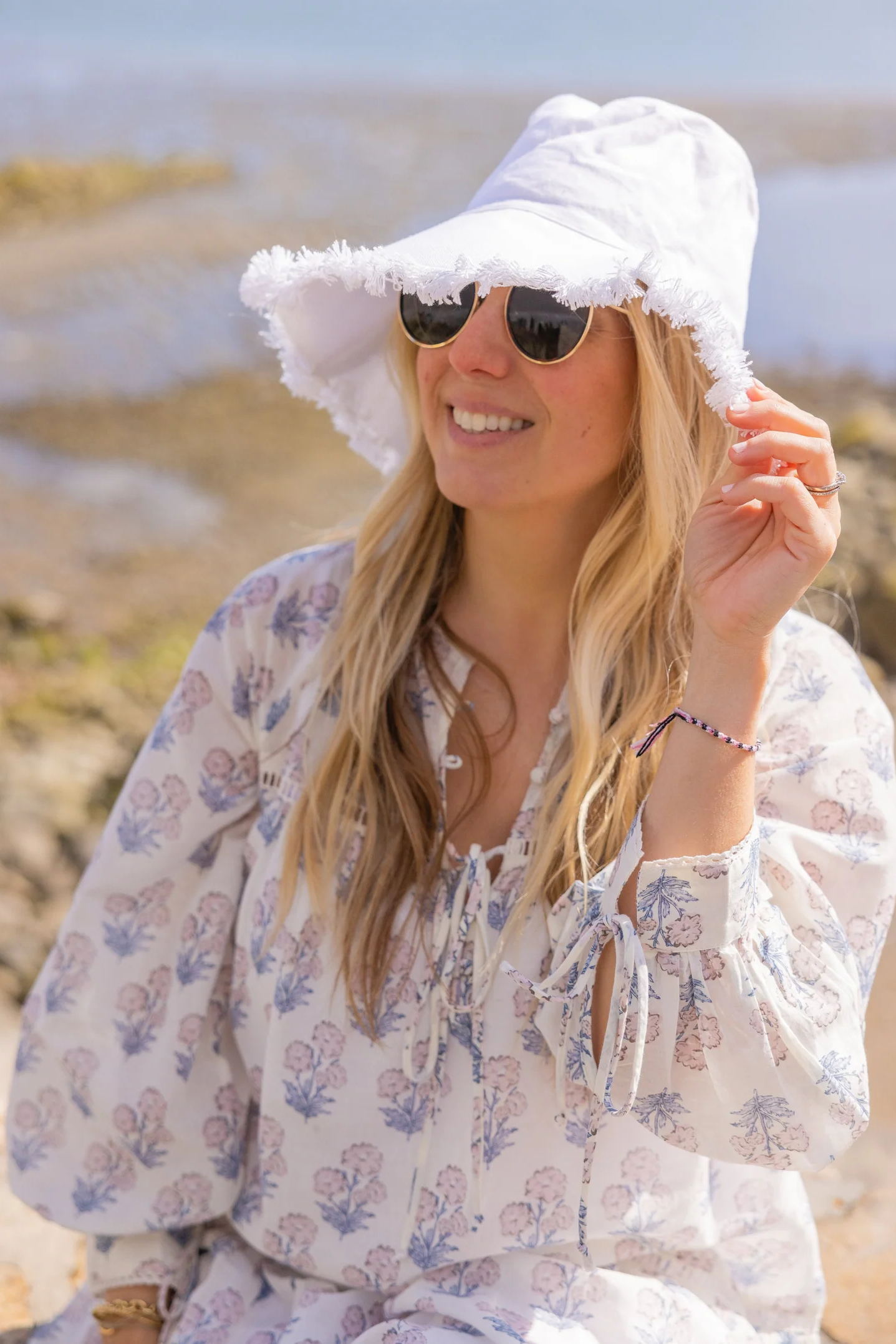 FRINGED CANVAS PACKABLE SUNHAT- WHITE - Hats - Sassanova