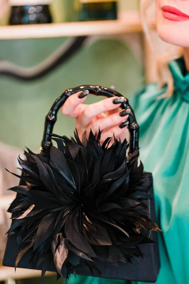 LULU FAILLE HANDBAG - Sassanova