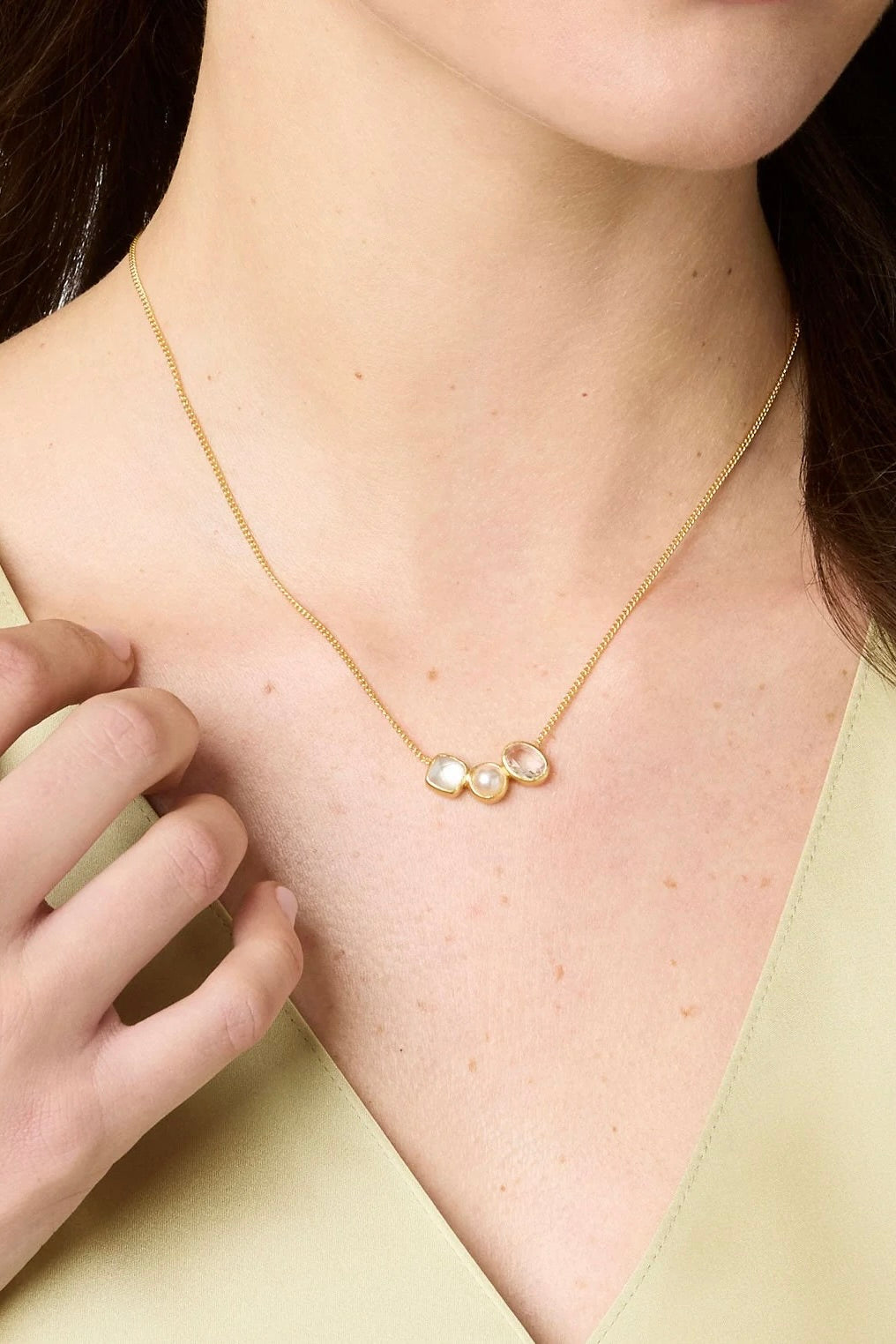 KALEIDOSCOPE DELICATE NECKLACE
sassanova