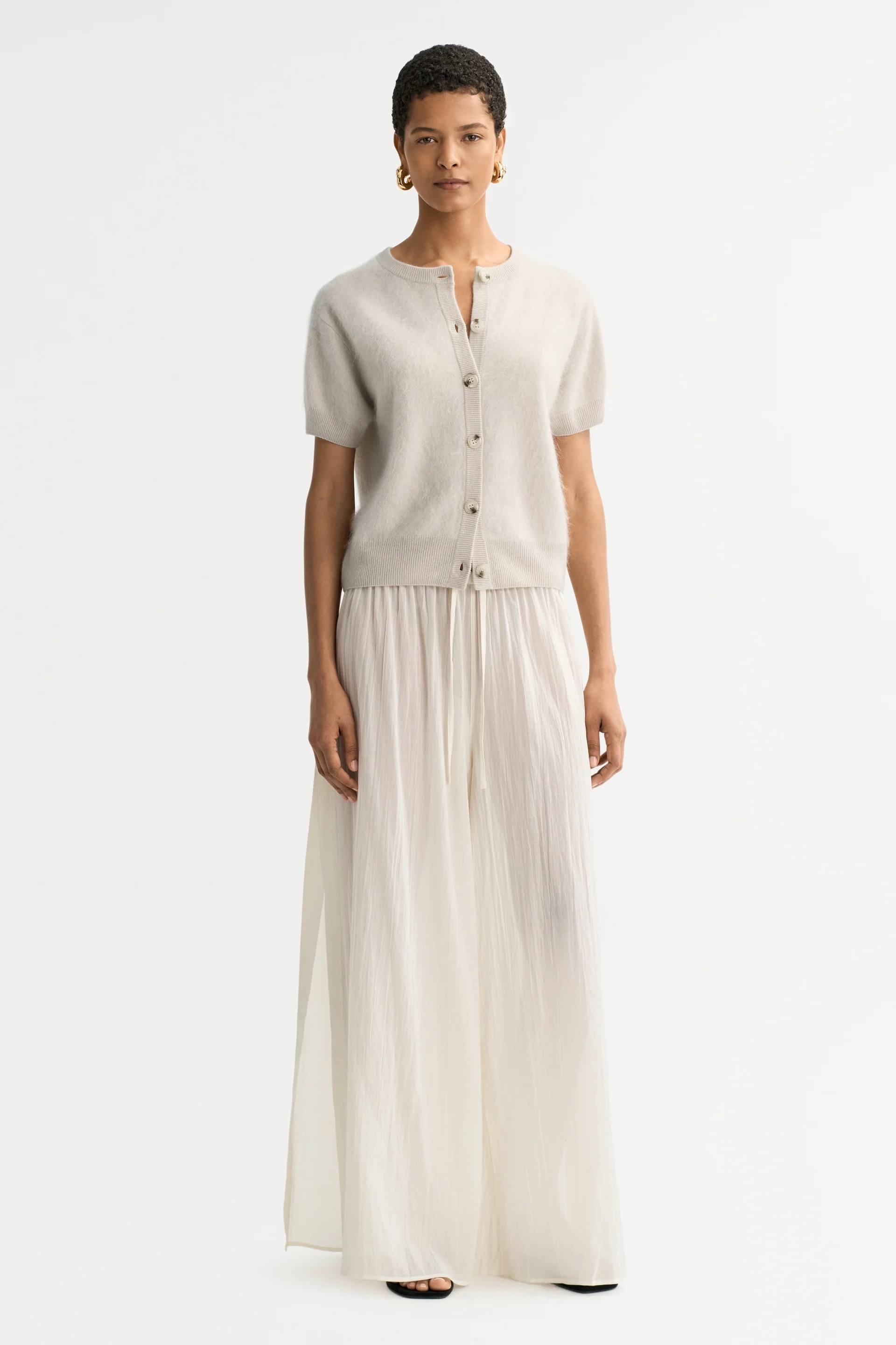 BRUSHED SHORT SLEEVE CARDIGAN - Sweaters - Sassanova