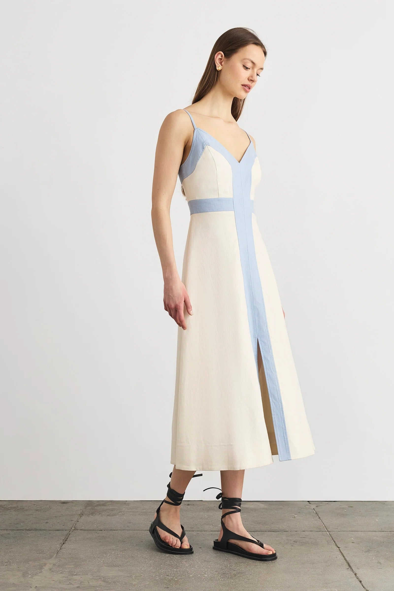 MADDEN DRESS - Dresses - Sassanova